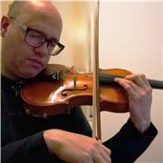 Professor de violín para personas de nivel principiante, y personas con discapacidad para terapia con el instrumento